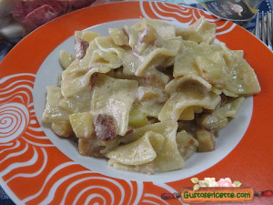 pasta patate e radicchio rosa, per un primo piatto sfizioso e gustoso