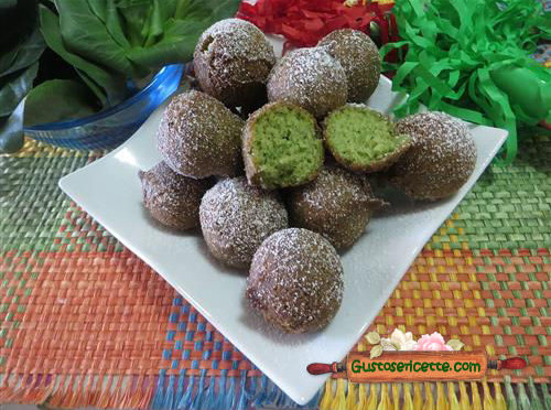Castagnole alle nocciole e cicorino verde