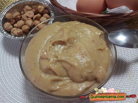 Crema alle nocciole