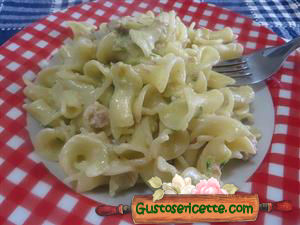 Pasta tonno e zucchine