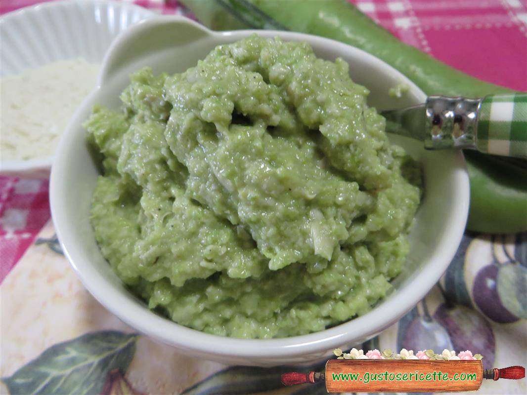 Pesto alle fave e pecorino