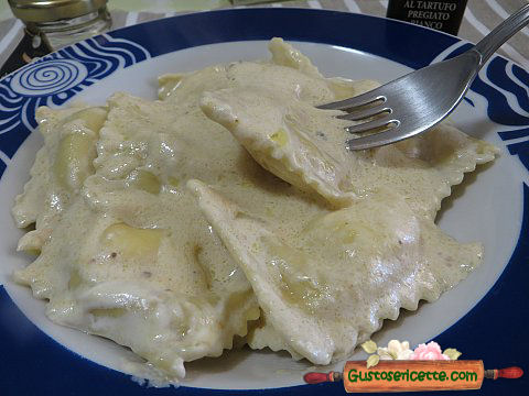 Ravioli ai carciofi tartufati