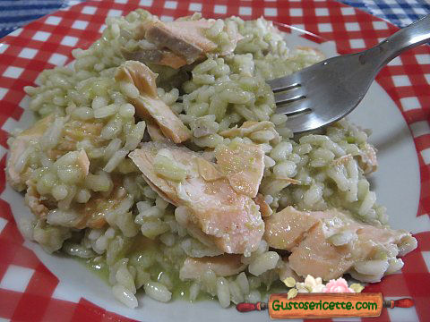 Risotto salmone e pesto di fave