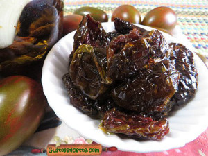 Pomodorini secchi al forno sott olio piccanti
