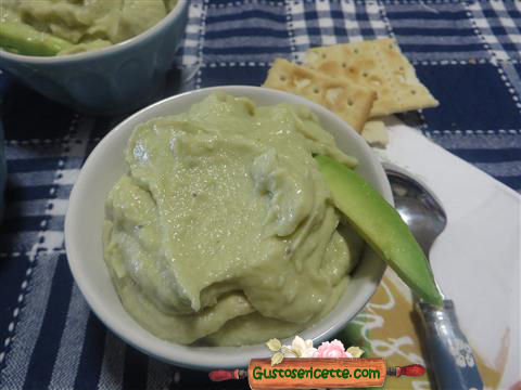 Crema avocado e tonno