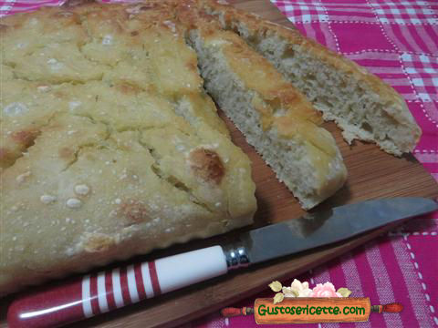 Focaccia alle patate con lievito madre