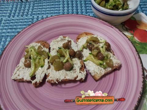 Crostini alalunga e zucchine