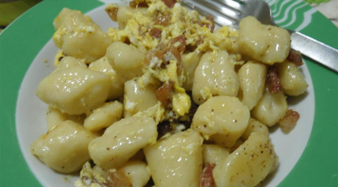 Gnocchi di ricotta alla carbonara