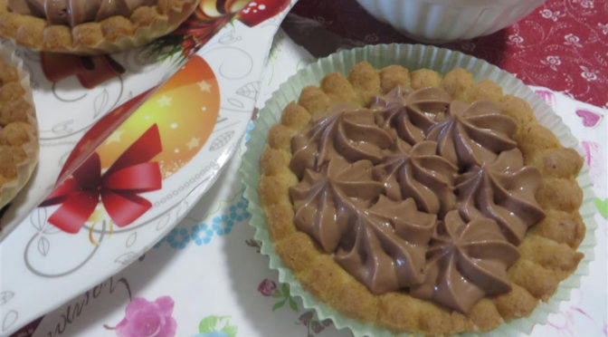 Crostatine farina di roveja panna e nutella