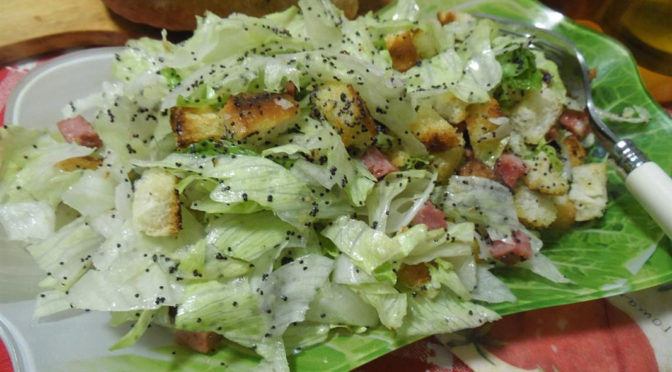 Insalata croccante con mortadella di cinghiale