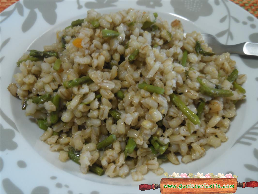 Orzotto agli asparagi