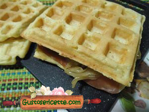 waffel salati al curry e crauti