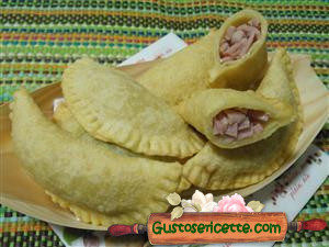 Panzerotti di polenta alla mortadella
