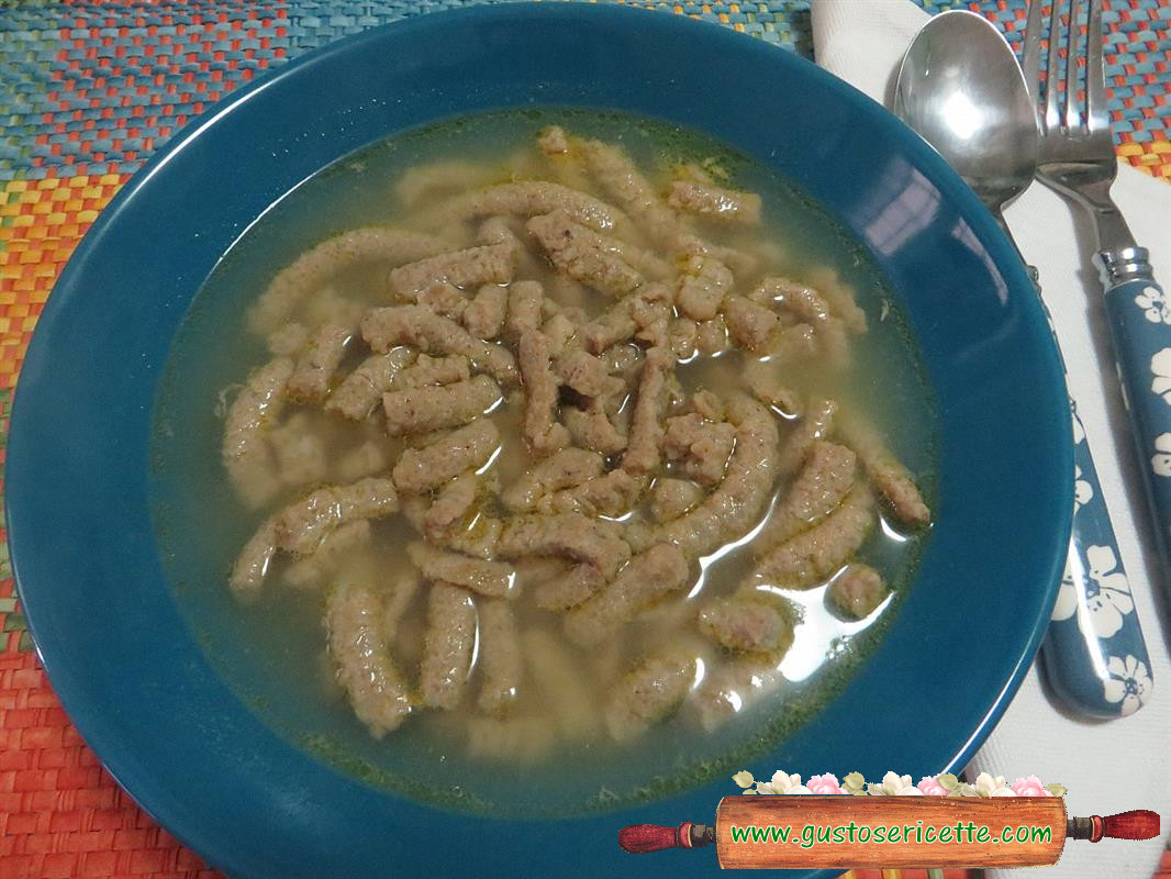 Passatelli in brodo con fegatelli di maiale