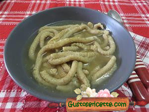 Ricetta di passatelli in brodo