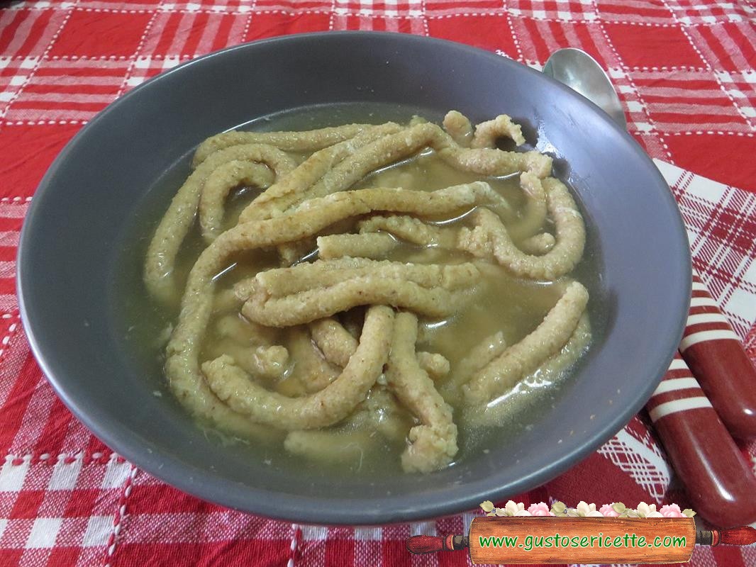 Ricetta di passatelli in brodo