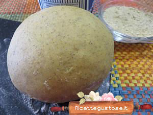 https://www.ricettegustose.it/impasti-base-salati/pasta-all-uovo-farina-roveja.php