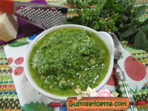 Pesto alle ramoracce e nocciole