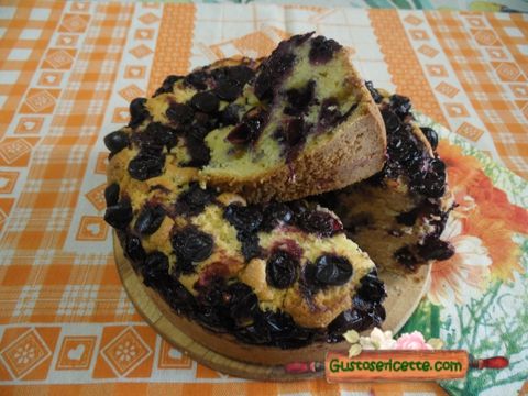 Torta bertolina con uva fragola