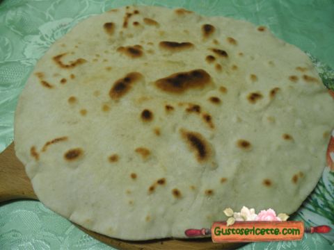 Piadina con lievito madre e farina di orzo enzimatico