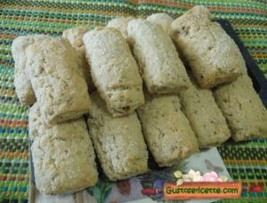 Biscotti al latte con e nocciole