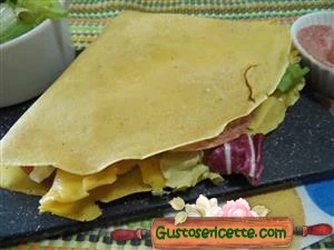 Crepes salate con salame e farina di lupini