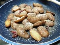 Spolverizzare con il pane grattugiato